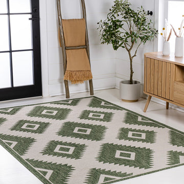 Lior Geometric Moroccan Diamond Area Rug